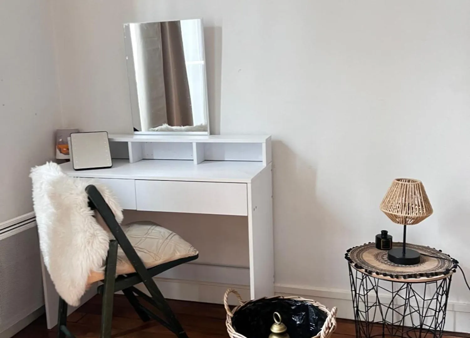 Апартаменты Eiffel Tower View Haussmanian Charm 2Min Walk From The Eiffel Tower Gardens Париж Франция