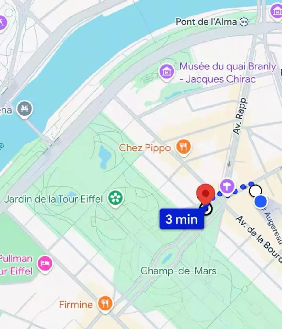 Апартаменты Eiffel Tower View Haussmanian Charm 2Min Walk From The Eiffel Tower Gardens Париж